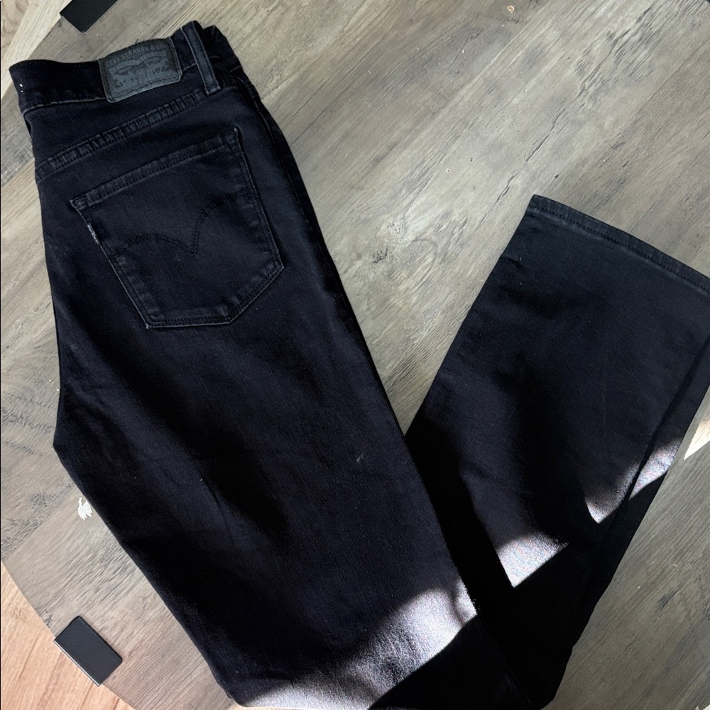Levi’s high rise straight Classic Black Women's Jeans - Picture 5 of 6